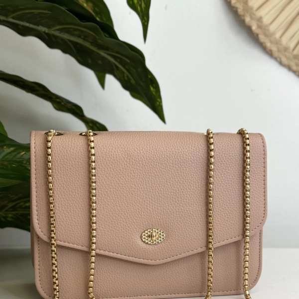 Bolsa Feminina Pequena Estruturada com Alça de corrente