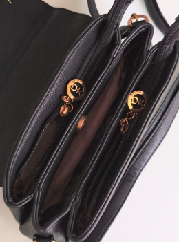 Bolsa Feminina Elegante Transversal e de Mão – Moderna e Sofisticada 