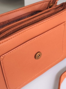 Bolsa Feminina Elegante Transversal e de Mão – Moderna e Sofisticada 