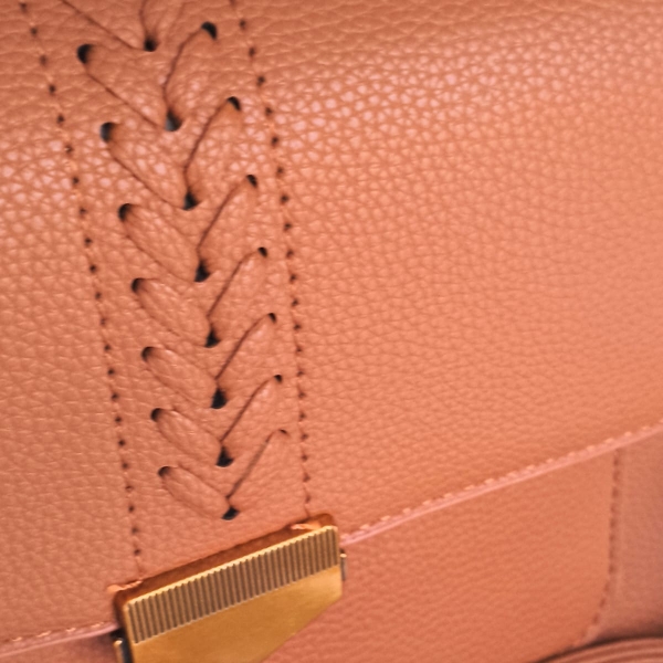 Bolsa Feminina Elegante Transversal e de Mão – Moderna e Sofisticada 