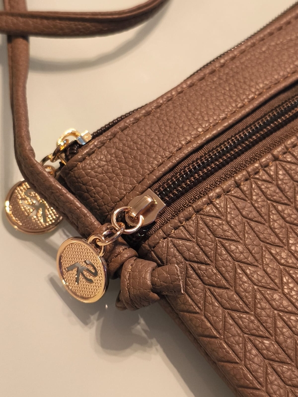 Bolsa Porta Celular Feminina Transversal – Compacta e Funcional
