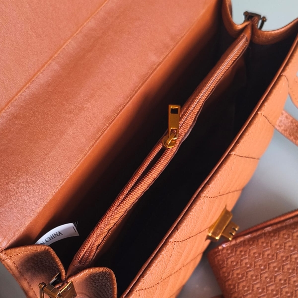 Bolsa Feminina Com Carteira, Lenço e Alça Transversal