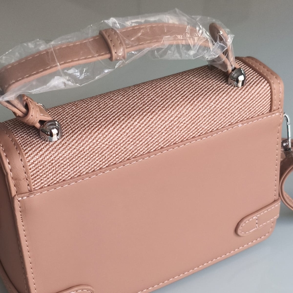 Bolsa Maleta com Alça de Mão e Transversal Bege