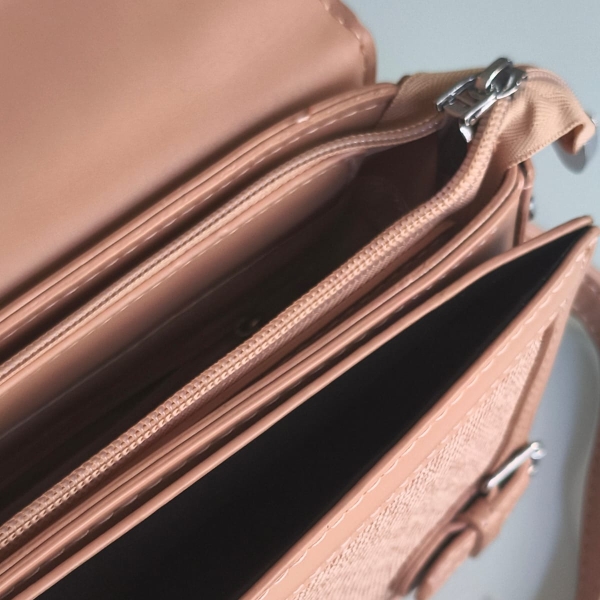 Bolsa Maleta com Alça de Mão e Transversal Bege