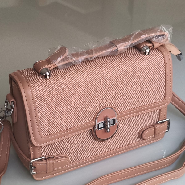 Bolsa Maleta com Alça de Mão e Transversal Bege